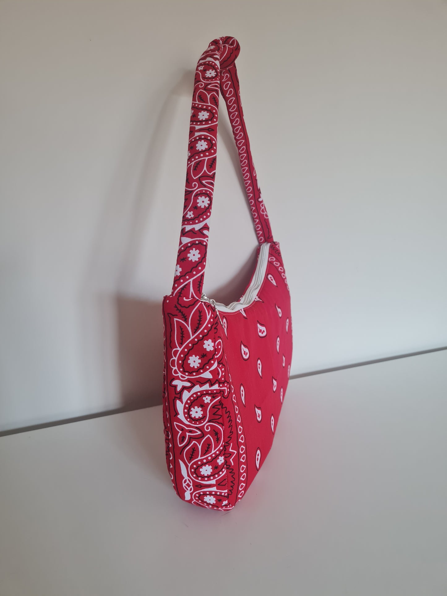 BAGUETTE BAG BANDANA