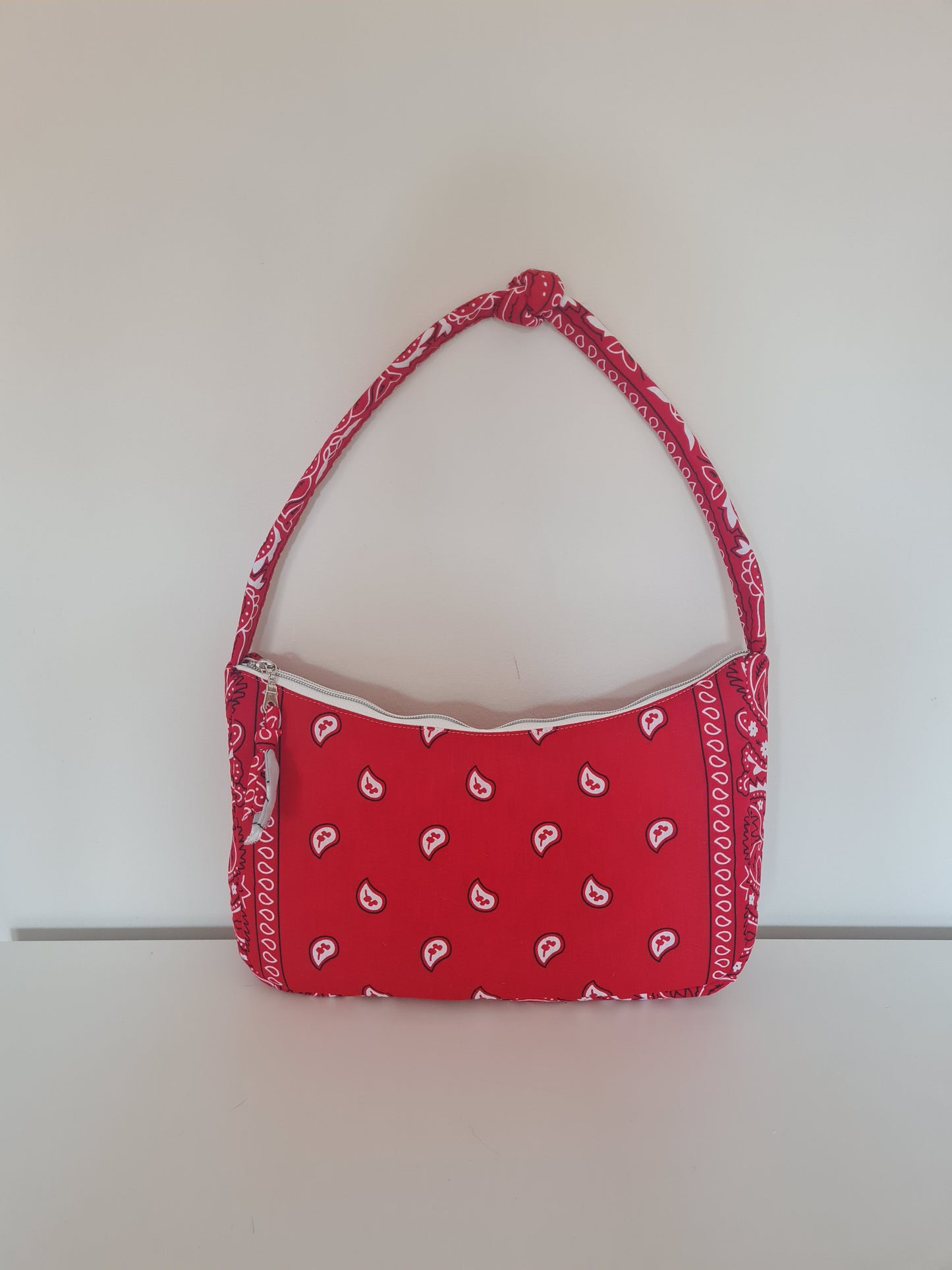 BAGUETTE BAG BANDANA