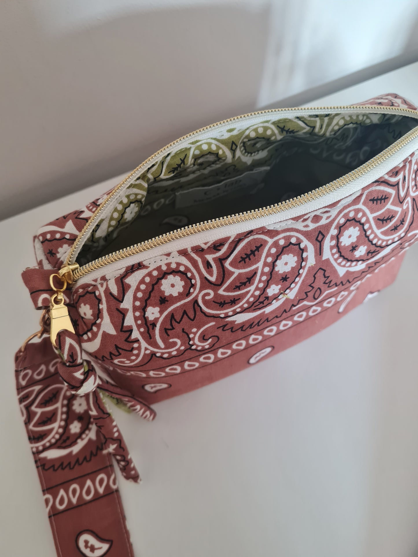CAMERA BAG BANDANA
